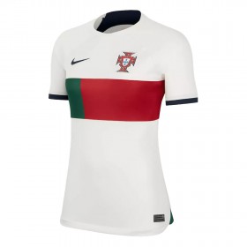 Virallinen pelipaita Portugali Vieras World Cup 2022 Lyhythihainen - Naisten